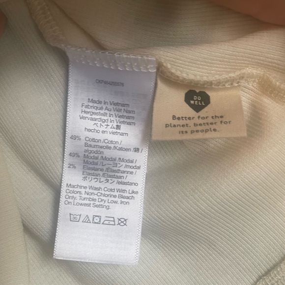 Madewell Long-Sleeve Ribbed Henley Tee - Picture 10 of 13